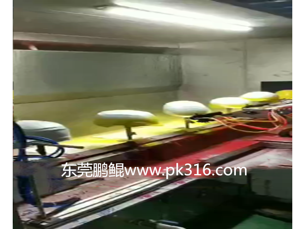 自動(dòng)噴漆設(shè)備流水線