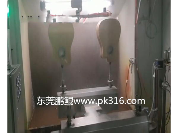 木吉他自動噴涂機廠家時刻警醒，噴涂品質(zhì)不可懈??！